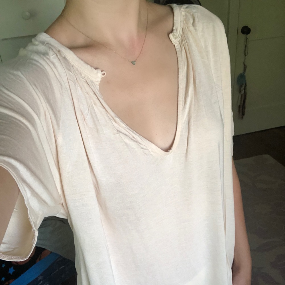 NEVER WORN rose t-shirt from Aritzia